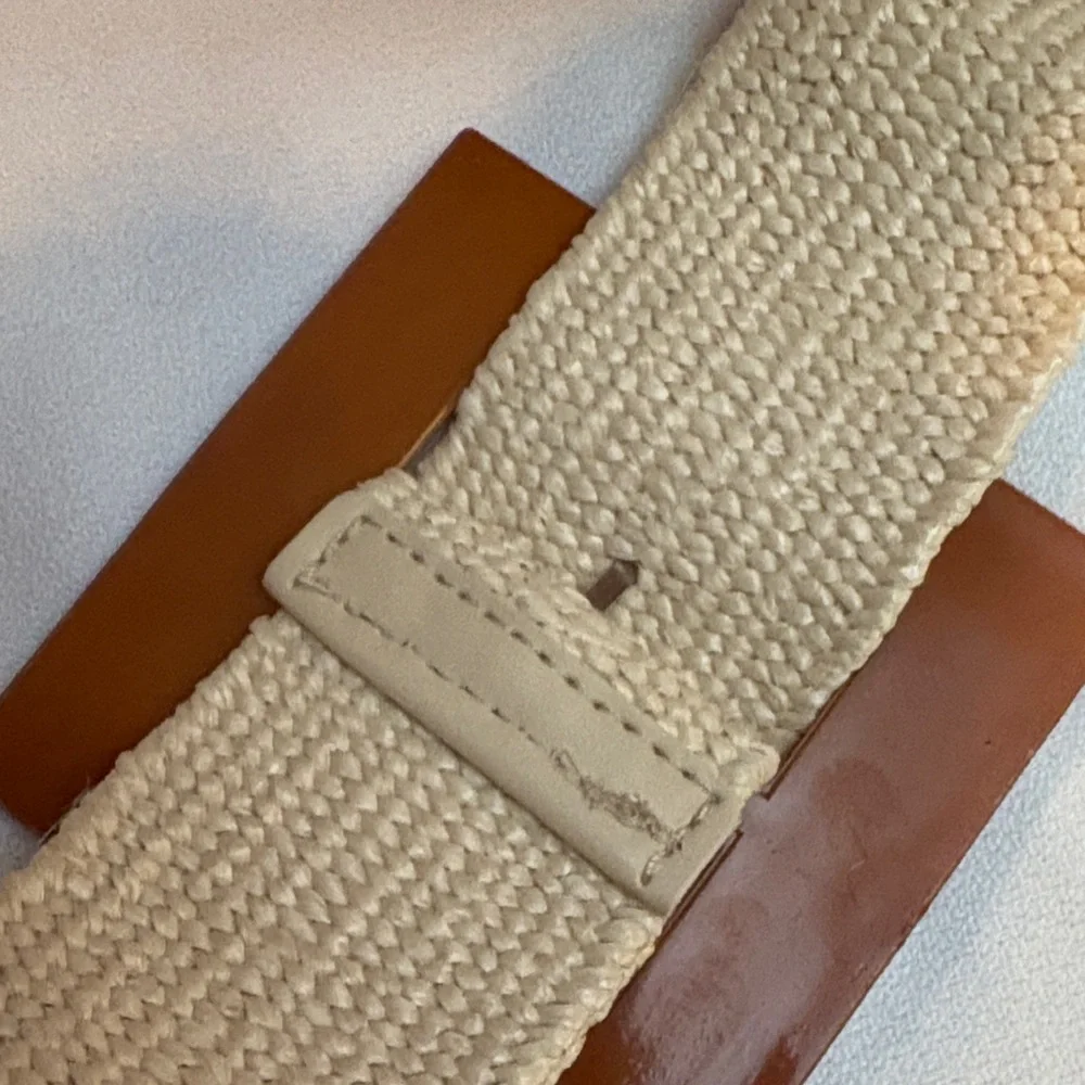 Woven Cream Wide Women’s Belt with Brown Woven Straw-Look Buckle
